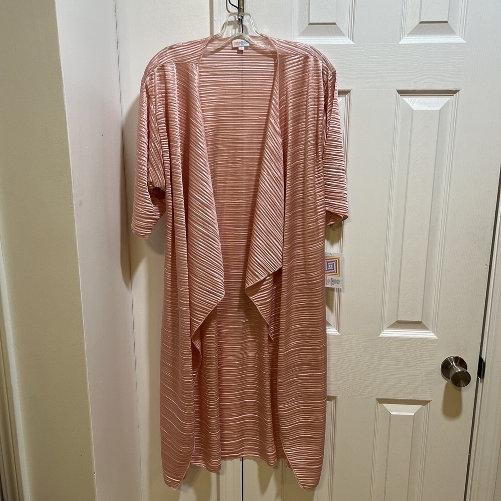 LuLaRoe Shirley Kimono Layering Piece Pink Bubble Texture Solid Size Small NWT